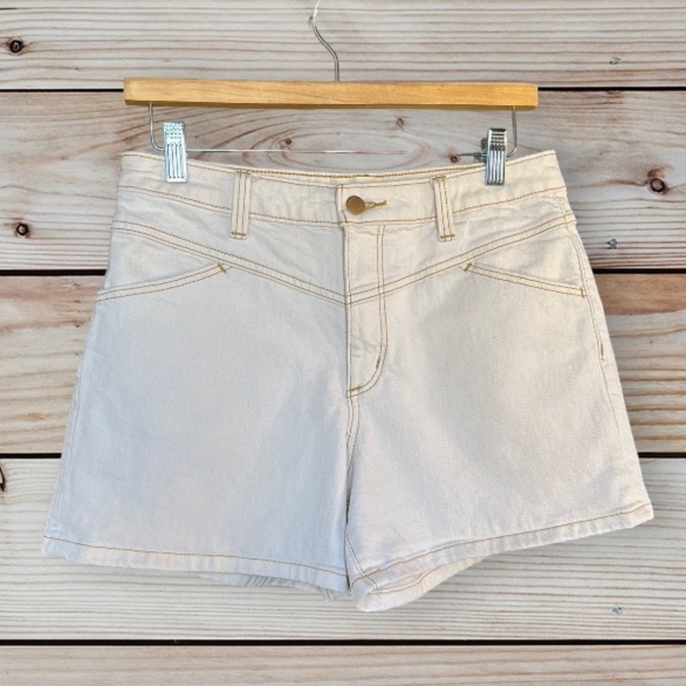 Universal Thread cream vintage midi denim shorts with gold stitching size 6
